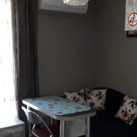 Studio 11 Apartment